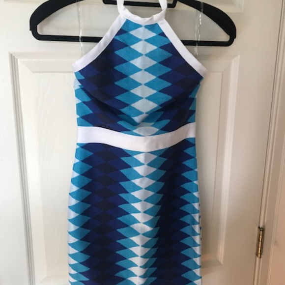 Ladies Sample Dress 2020 - Picture 1 of 2